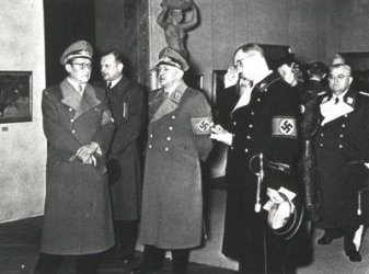 $SS cap in 1942 Munich.jpg