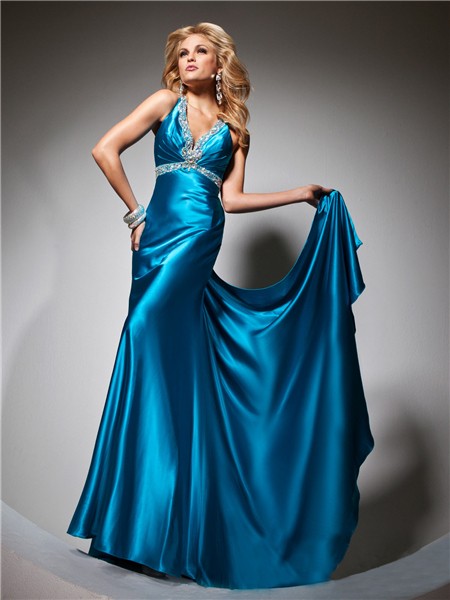 Sexy-V-Neck-Backless-Long-Blue-Silk-Beading-Glitter-Prom-Dress-With-Train.jpg