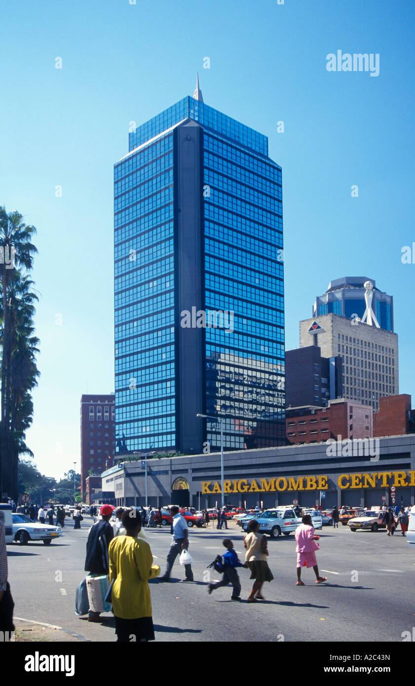 highrise-buildings-in-harare-the-capital-city-of-zimbabwe-in-africa-A2C43N.jpg