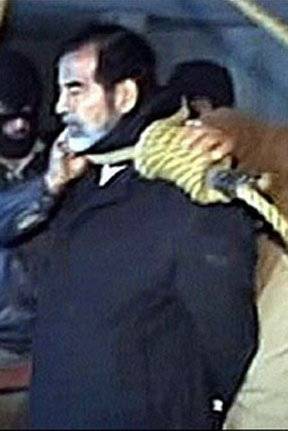 Saddam_Hussein_noose.jpg