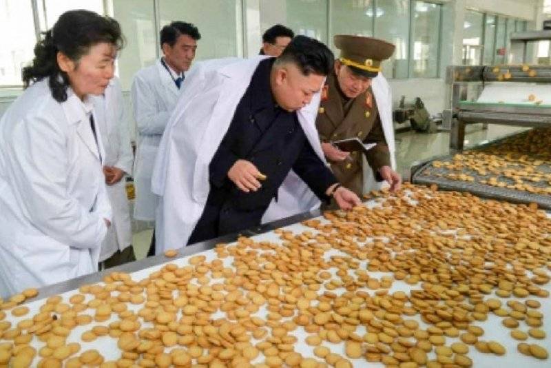 North-Korean-children-spurn-candy-bags-from-Kim-Jong-Un.jpg