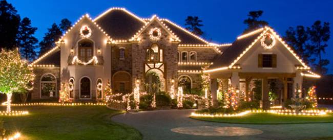 54334-Christmas-Lights-On-House.jpg