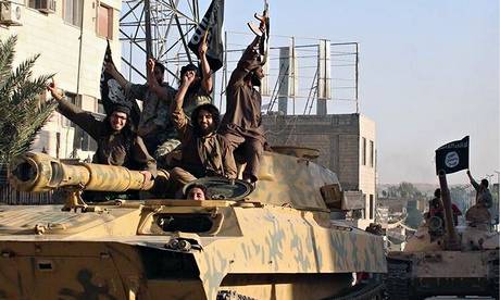 Isis-fighters-on-a-tank-009.jpg