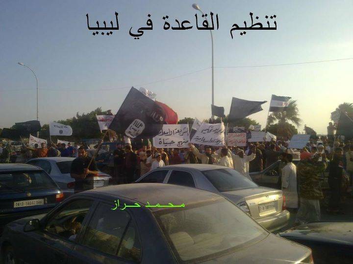 AlQaeda+flags+in+Libya.jpg