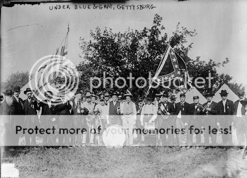 1913-Gettysburg-Reunion-both-sides-1.jpg