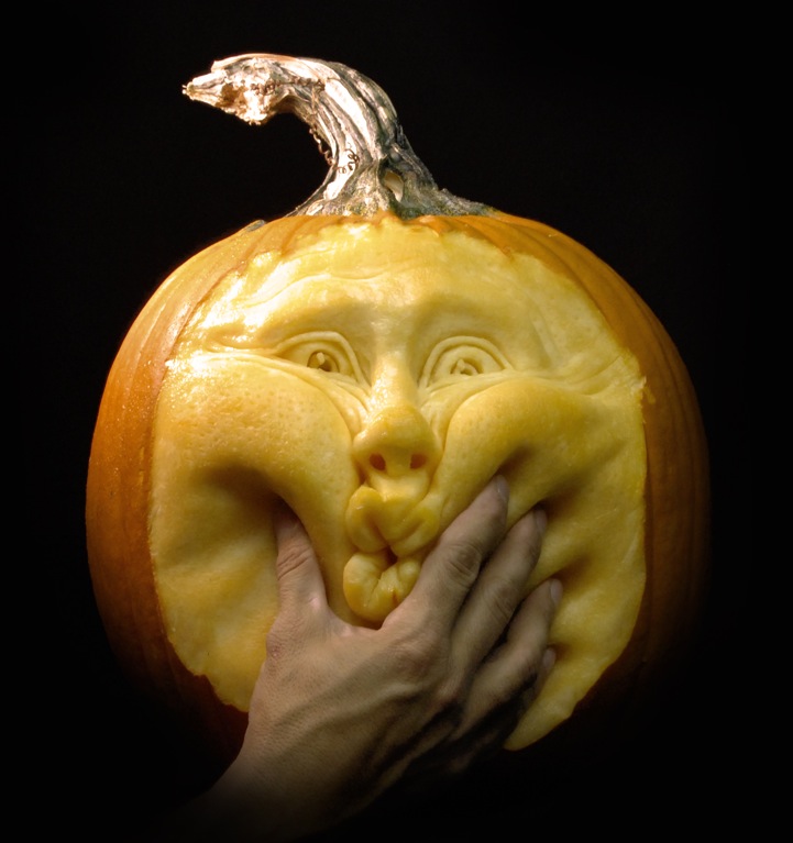 ray-villafane-pumpkin-carvings-1.jpg