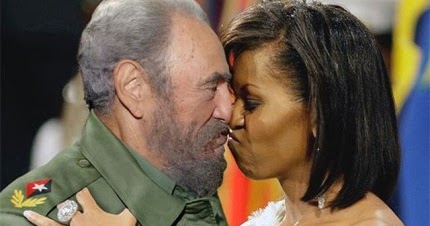 Fidel-Castro-%E2%80%93-Michelle-Obama-430x450.jpg