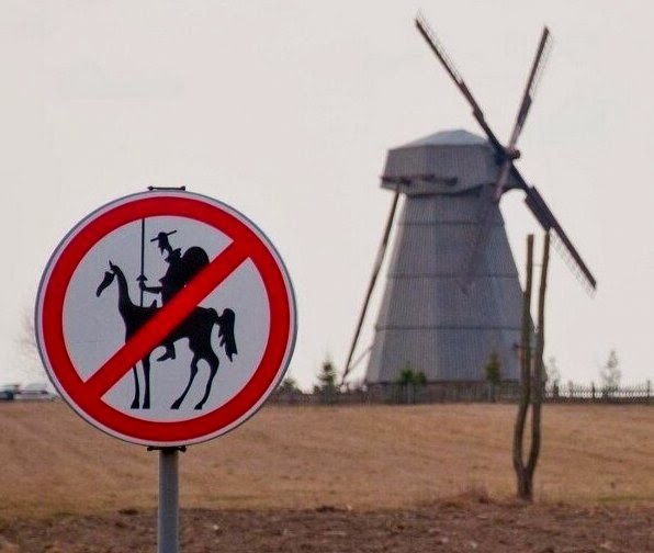 don-quixote-sancho-panza-not-allowed-here-signage-don-quixote-illustration-by-pablo-picasso-theflyingtortoise-001.jpg