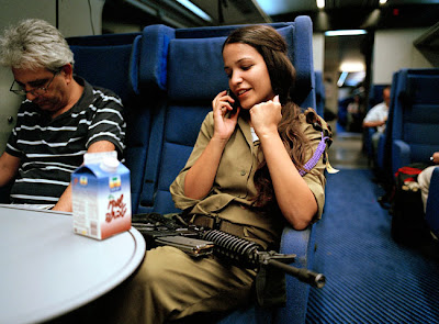 Women+of+the+IDF.jpg