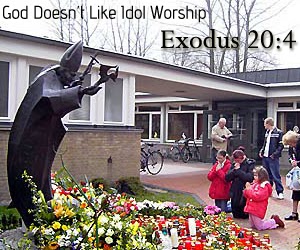 catholic-idol-worship.jpg