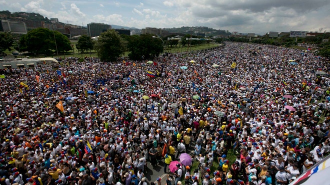 Venezuela%20More%20Protests%20(5).jpg