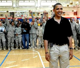 obama-awkwardly-stands-in-front-of-us-troops.jpg