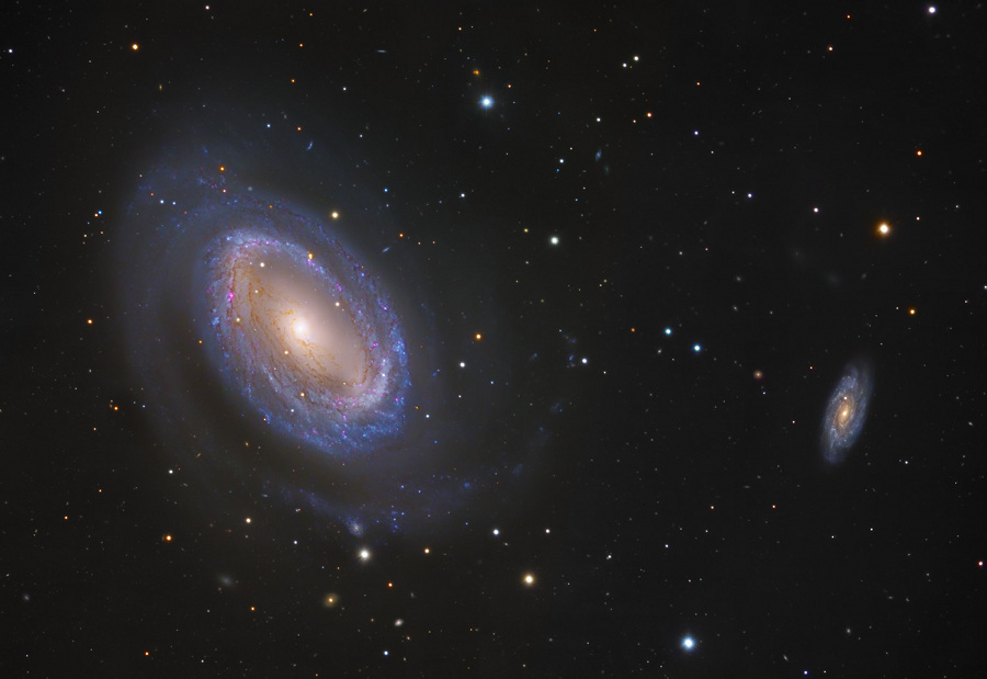 NGC4725-Subaru-HST-S900.jpg
