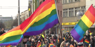 gay-pride-rainbow-flag-animated-gif-pic-23.gif