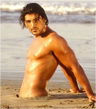 Salman_Khan_Hot_well_build_Body_on_beach.jpg