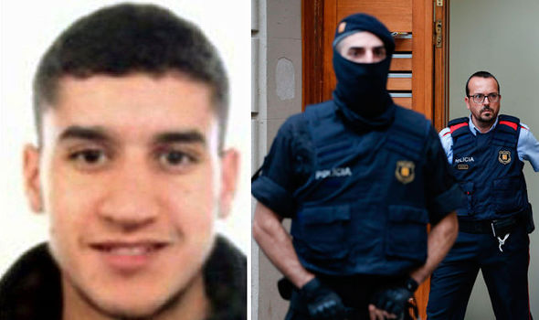 manhunt-younes-abouyaaqoub-barcelona-attack-driver-van-police-cambrils-843194.jpg
