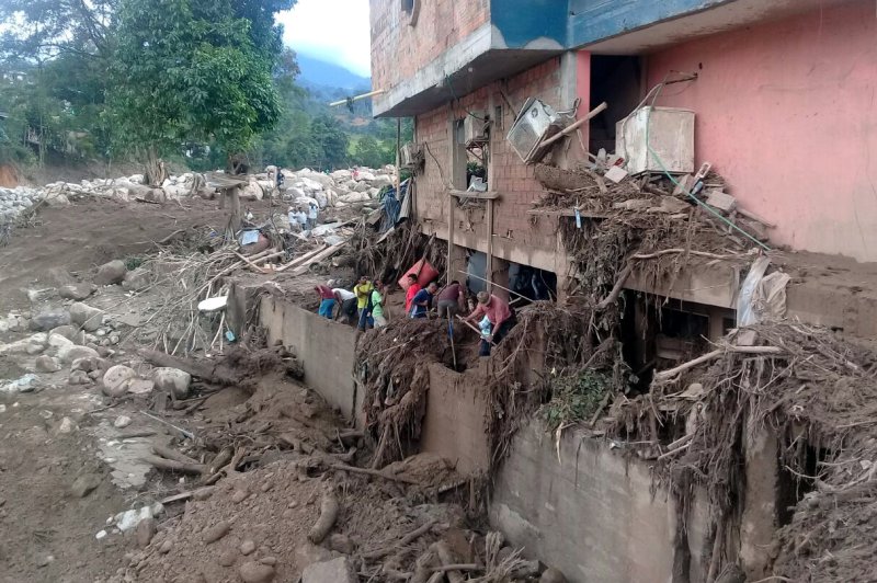 Colombian-mudslide-death-toll-rises-to-254.jpg