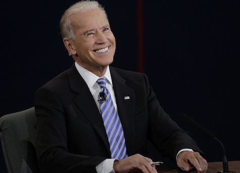 Joe-Biden-creepy-smile-AP.jpg
