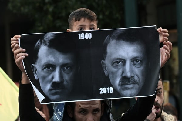 Erdogan-Hitler-01.jpg