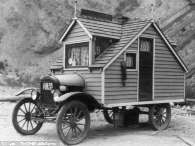 3E87032400000578-4339664-An_early_motorhome_built_in_1926_which_looks_a_lot_more_like_an_-a-12_1490256378854.jpg