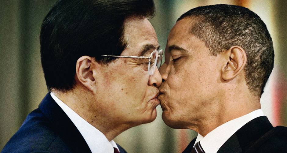 Unhate-Foundation-Obama-and-Jintao-Kissing.jpg