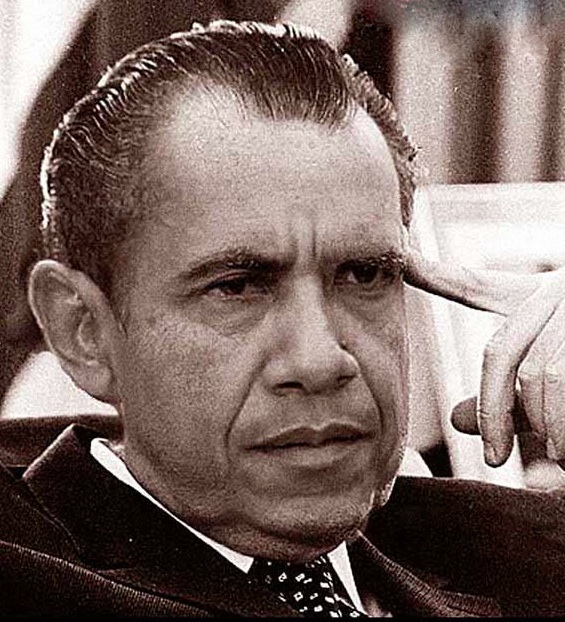 Obama-as-Nixon.jpg