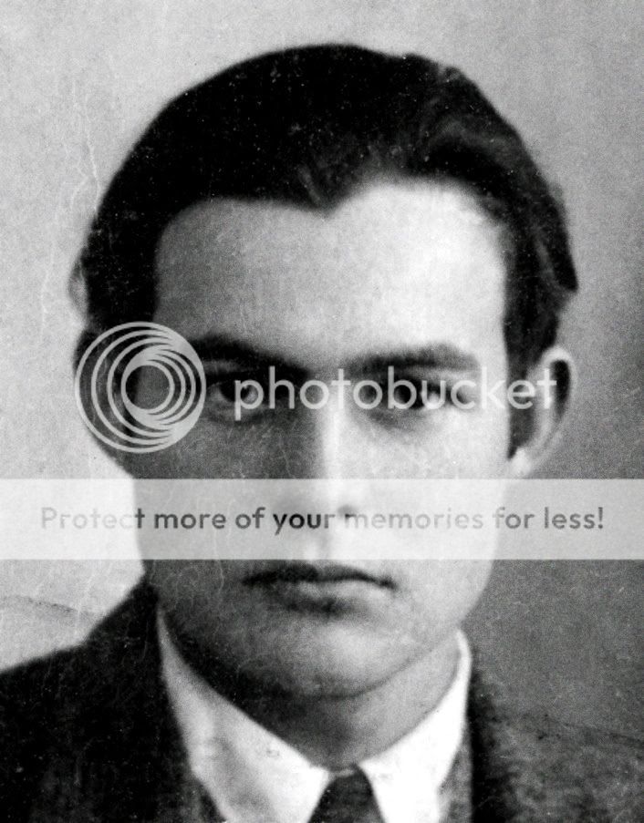 Ernest_Hemingway_1923_passport_photo_TIF1.jpg