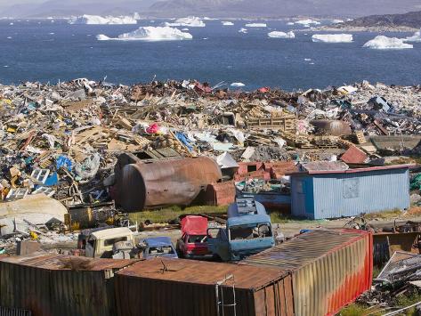 ashley-cooper-trash-dumped-on-the-tundra-outside-illulissat-in-greenland-with-icebergs.jpg