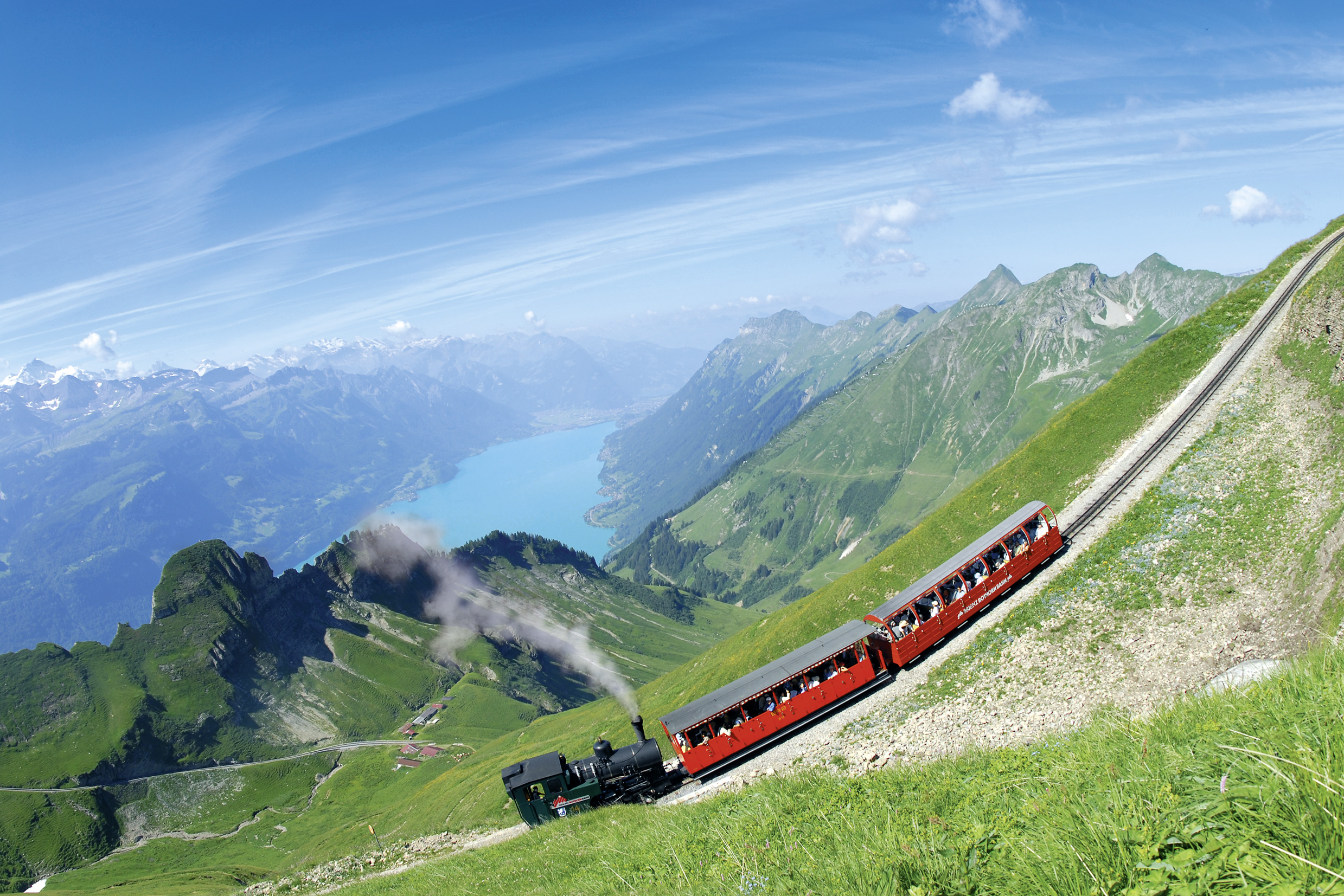 Swiss-Peak-Pass-credit-Switzerland-Tourism.jpg