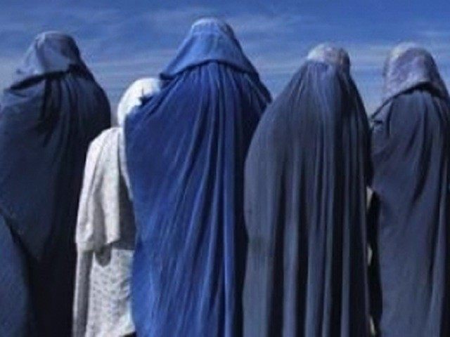 afghan-women-burqa-reuters-670.jpg