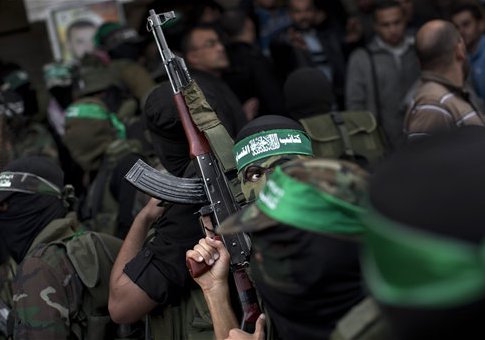 Hamas-militants-in-2012-AP.jpg