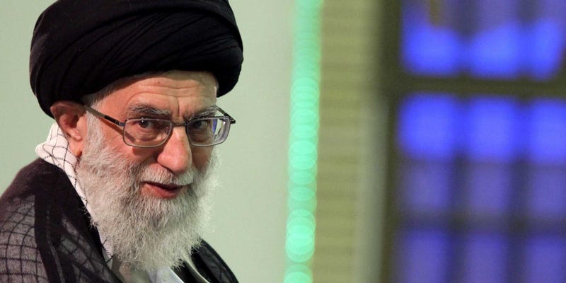 iran-ayatollah-ali-khamenei-4.jpg
