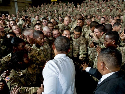 us-army-best-photos-2012-obama-meets-soldiers-in-texas.jpg
