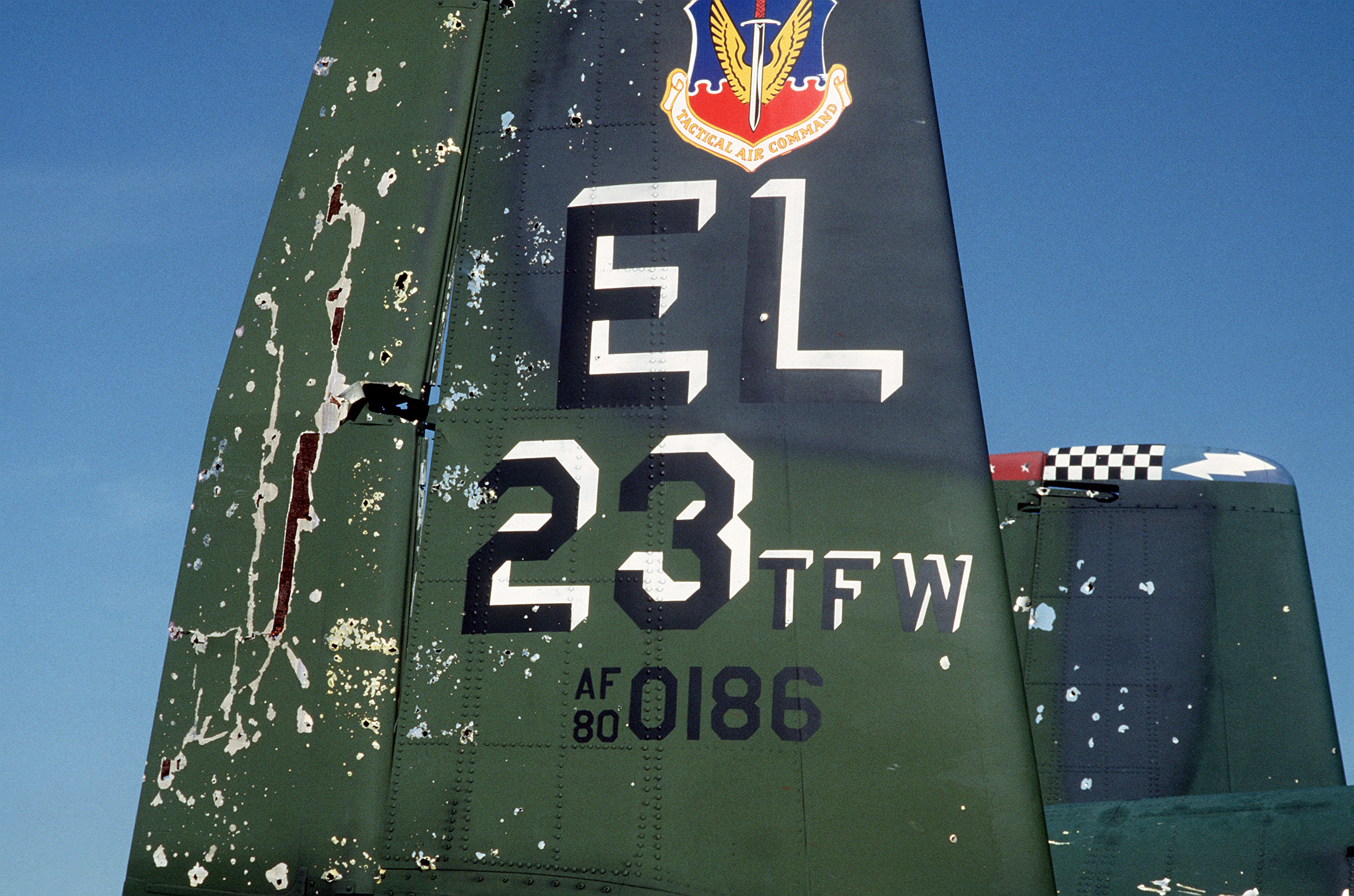 A-10_Thunderbolt_II_Battle_Damage.JPG