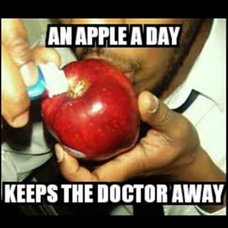 apple-day-doctor-away-weedmemes.jpg