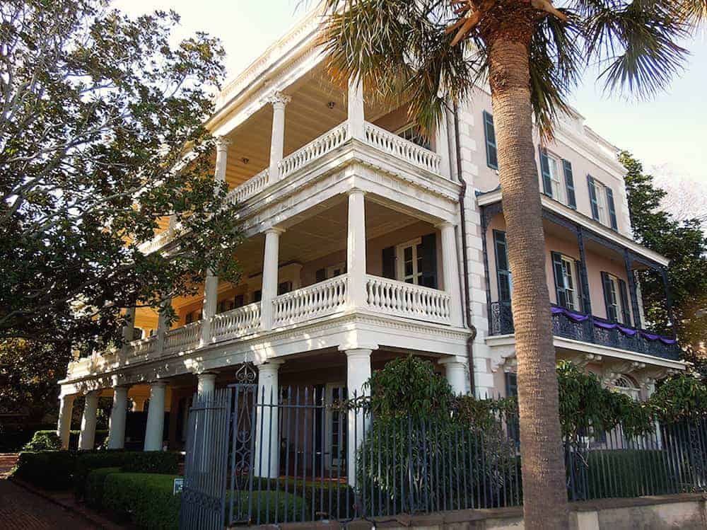 Historic-Homes-and-Buildings-in-Charleston-South-Carolina-Edmondston-Alston-House.jpg