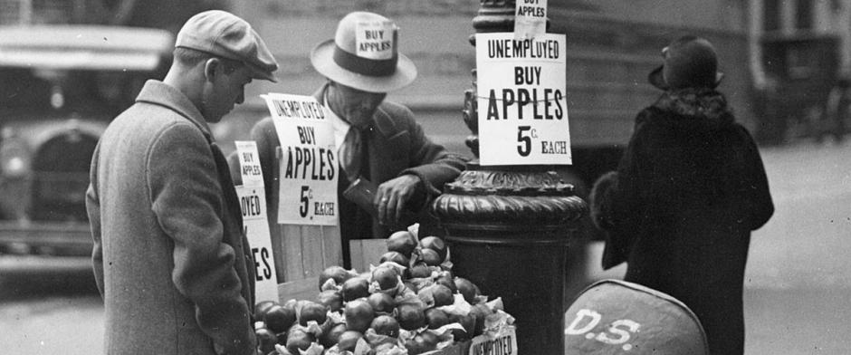 great-depression-apple-cart-workers.jpg