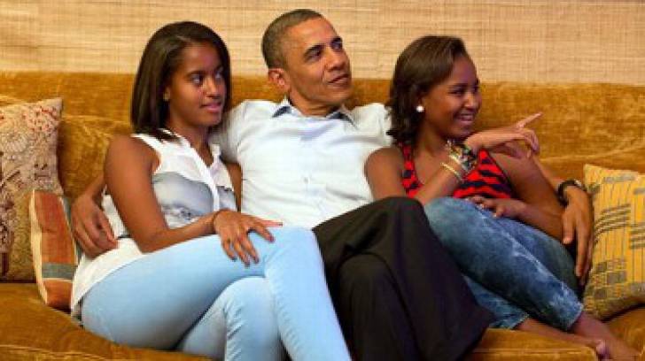 Barack-Obama-daughters-Malia-Sahsa.jpg