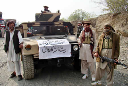 Pakistan-Taliban-Humvee.jpg