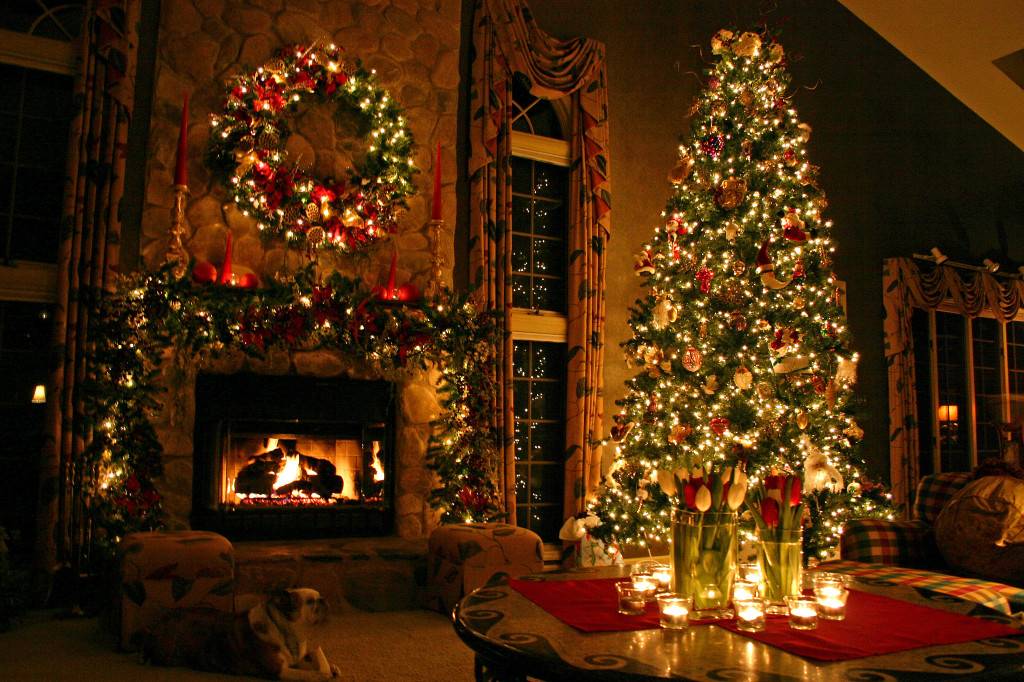 Christmas-Tree-Decoration-Ideas-by-mydesignbeauty-1.jpg