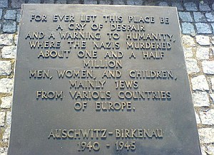Jews-AuschwitzPlaque2.jpg