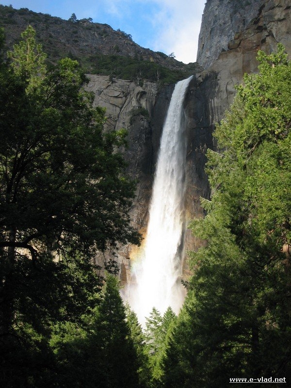Yosemite_National_Park-Yosemite_Falls_upper_falls.jpg
