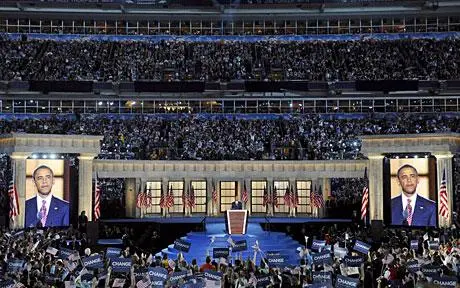 081103_obama_columns_convention.webp