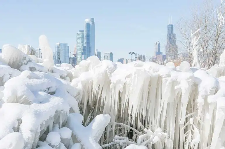1-beat-the-winter-blues-in-chicago.webp