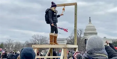 12 FOOT EXECUTIONER.webp