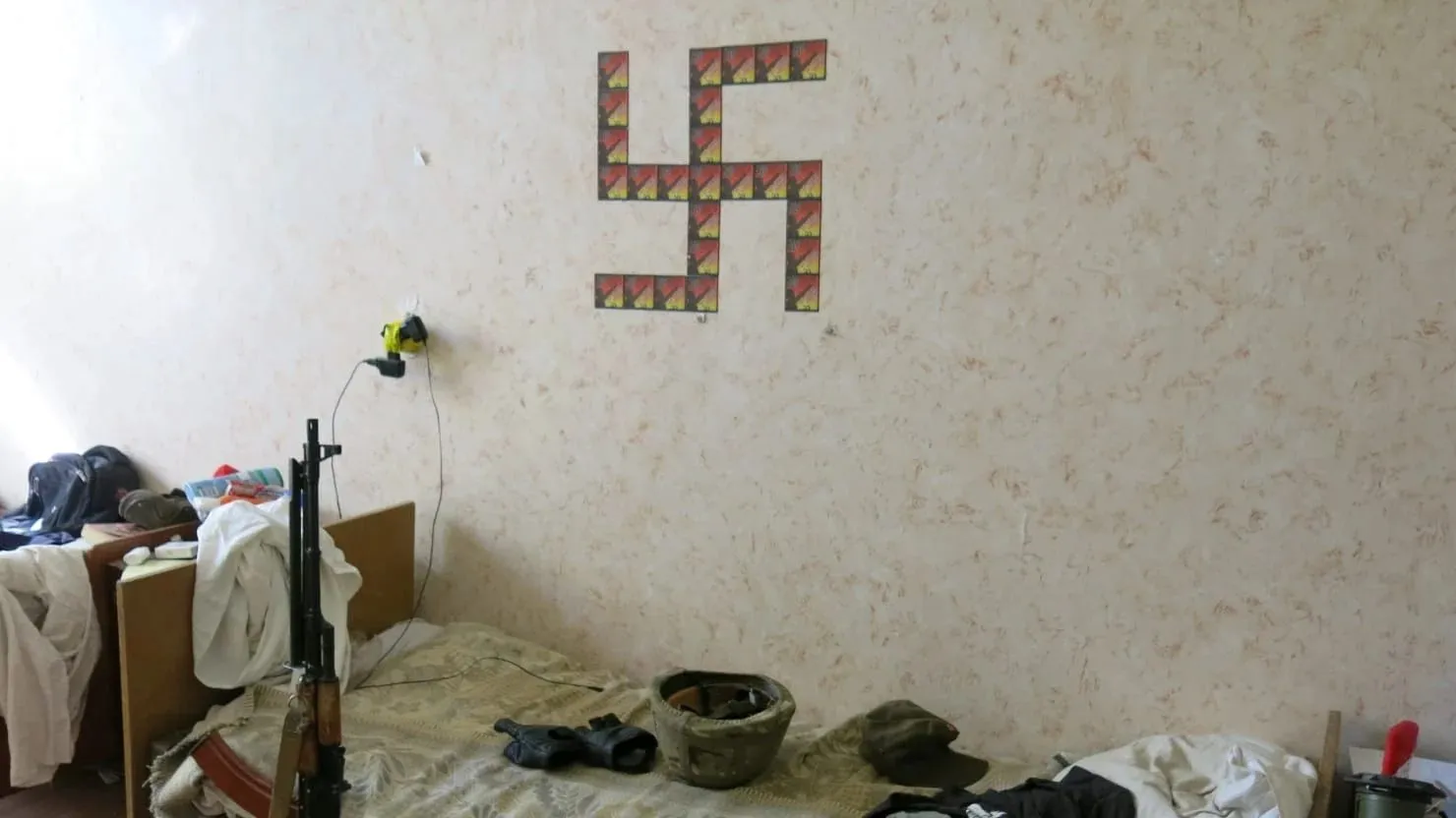 141016-nemtsova-swastika-tease_ybijht.webp