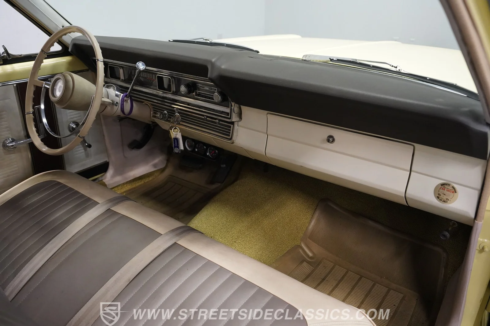 1967-ford-fairlane-500gg.webp