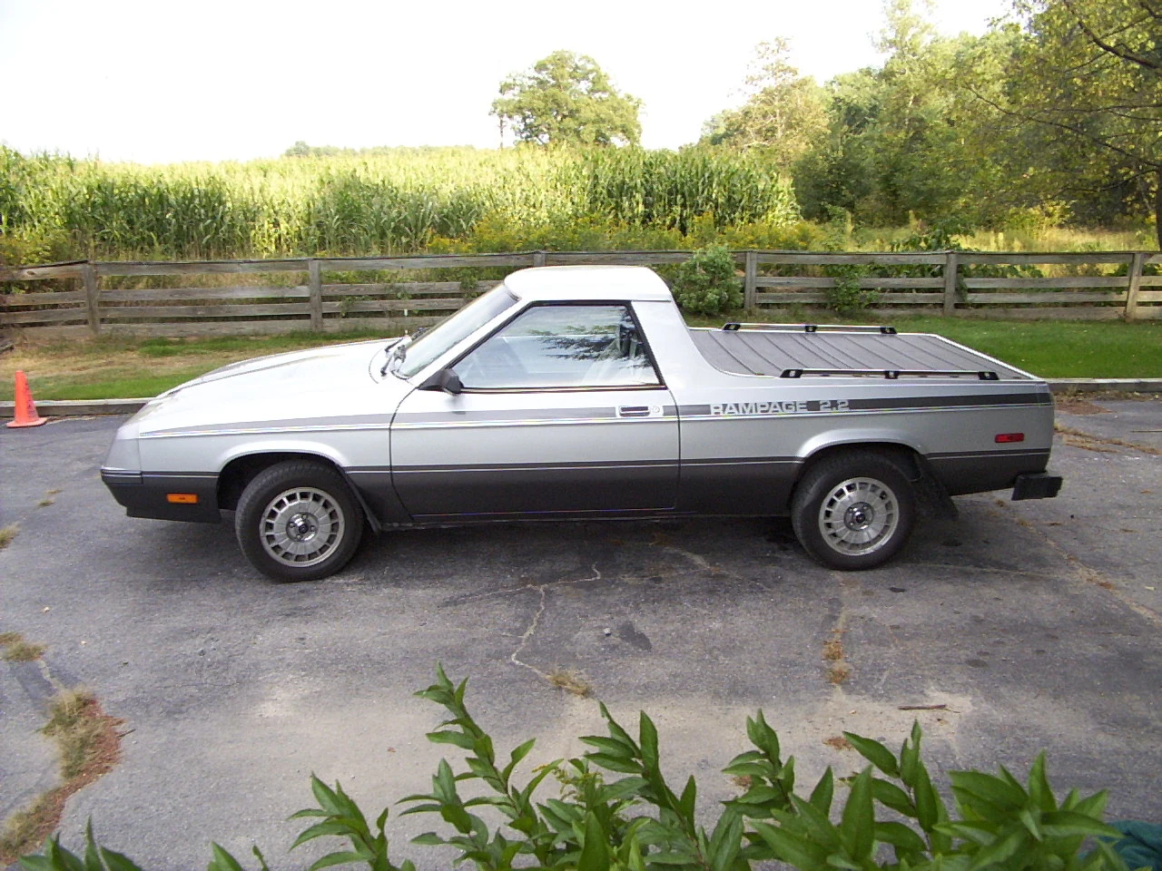 1984_Dodge_Rampage_Silver_Side.webp