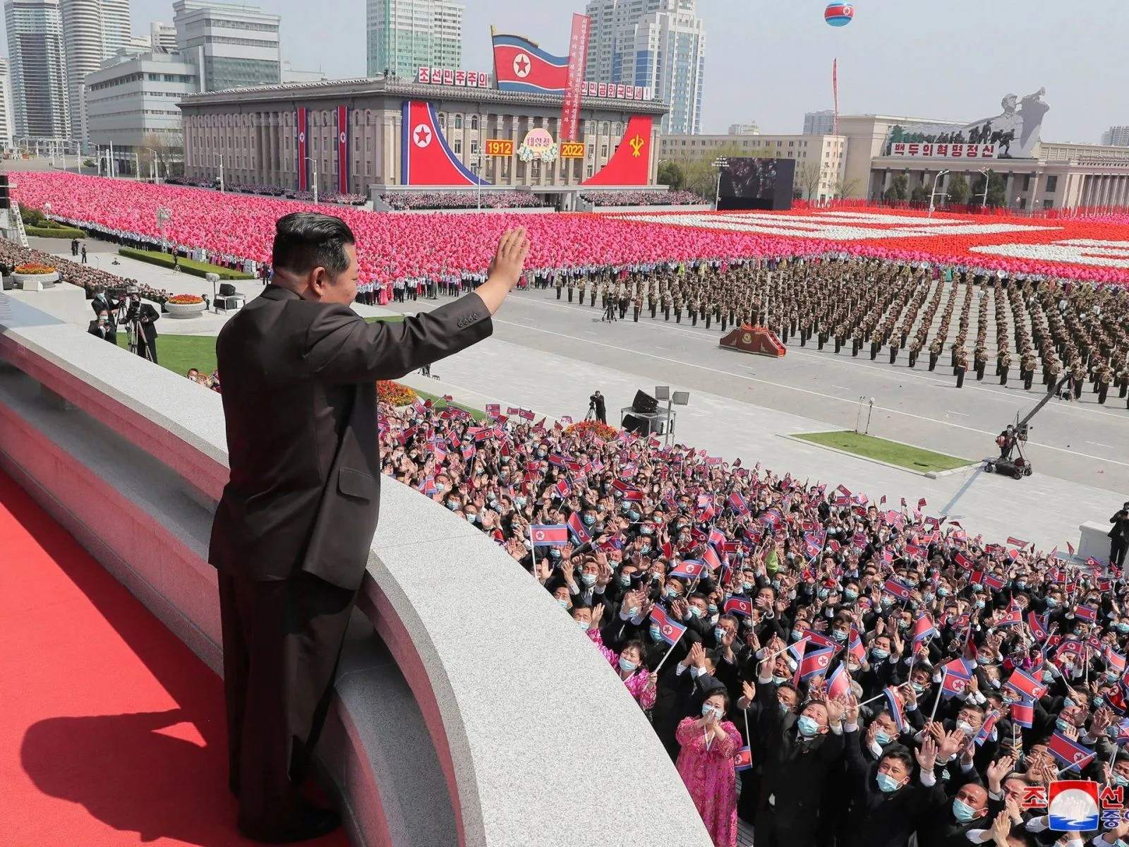 2022-04-16T003402Z_525610141_RC20OT9LGG36_RTRMADP_3_NORTHKOREA-ANNIVERSARY.webp