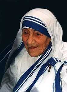 220px-Mother_Teresa_1.webp